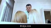 คลิปxxx Fat old man rimmed and sucked by two blonde teens 3gp