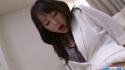 หนังxxx Asian nurse Ayumi Iwasa devours cock between her hands 3gp