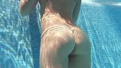 หนังเอ็ก Jessica Lincoln gets horny and naked in the pool ล่าสุด