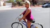 หนัง18 Fake Saggy Udders Claudia Marie Bike Safety ร้อน 2024