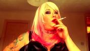 คลิปโป๊ฟรี Chubby Brit Domme Tina Snua Smokes A Superking Cigarette While Talking 2024 ร้อน