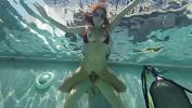 หนังโป๊ Learning how to suck fuck eat cum UNDERWATER ล่าสุด 2024