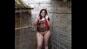 คลิปโป๊ My step sister Maria gets excited in the chicken coop